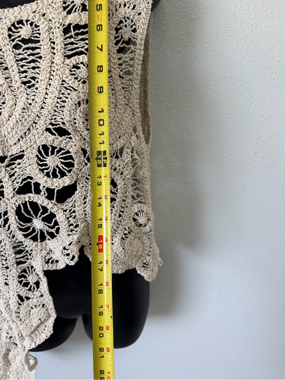 Crochet Sleeveless Top Setin Cream - Picture 5 of 8